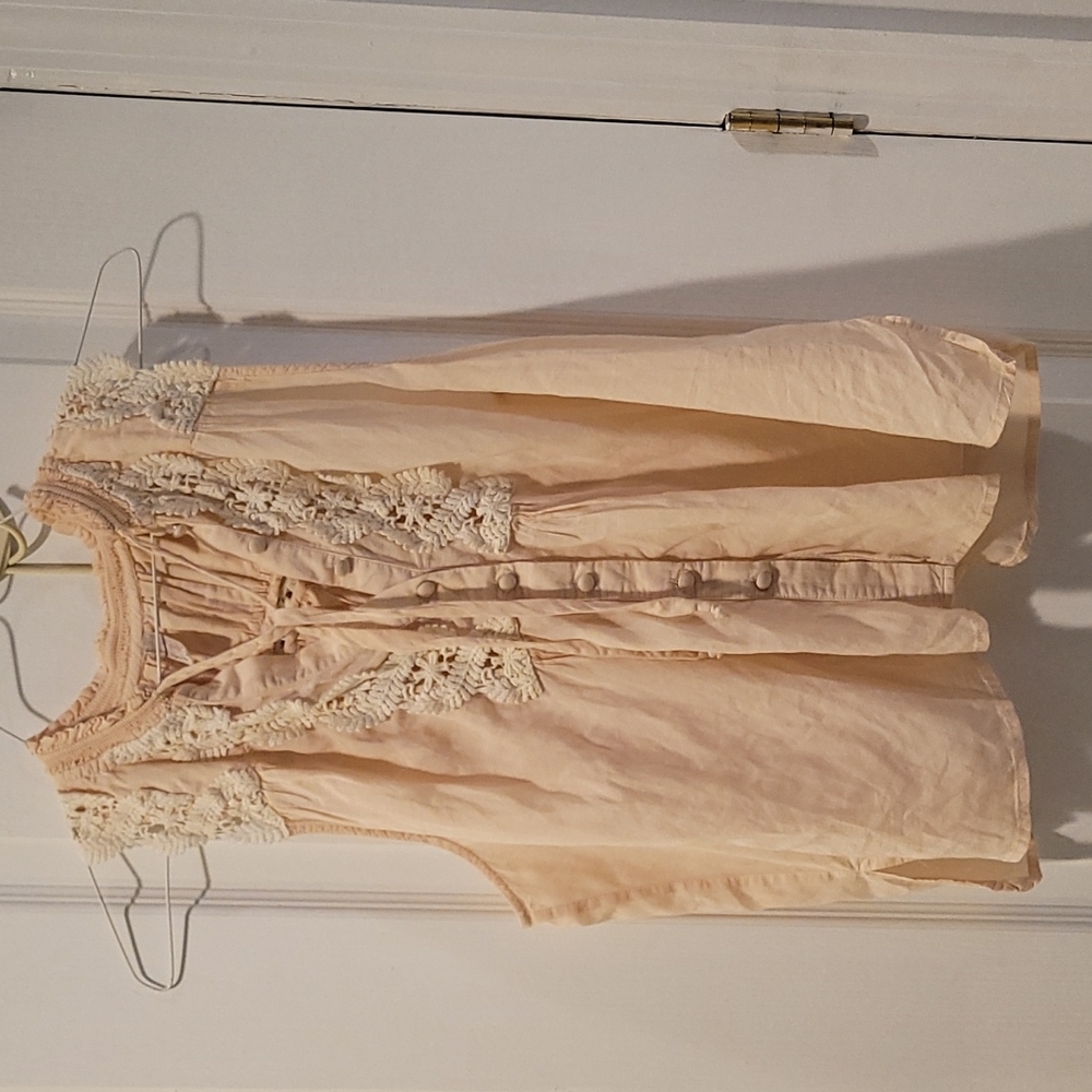 Free People Top, Color light pink Size L